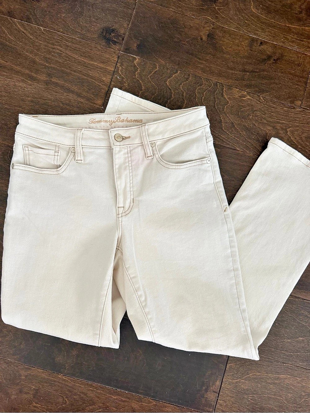Tommy Bahama Mid Rise Crop Mini Boot Crop Mini Boot Jeans Waist 27 Like New